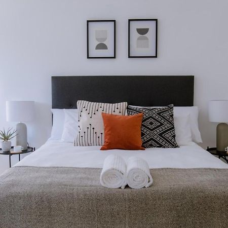 Апартаменты Stylish, Modern, Walk To Restaurants And Cbd Кейптаун Экстерьер фото
