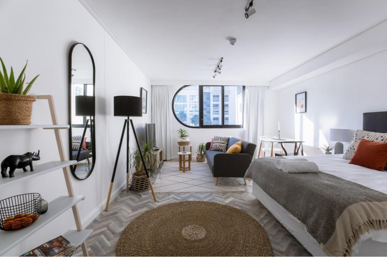 Апартаменты Stylish, Modern, Walk To Restaurants And Cbd Кейптаун Экстерьер фото
