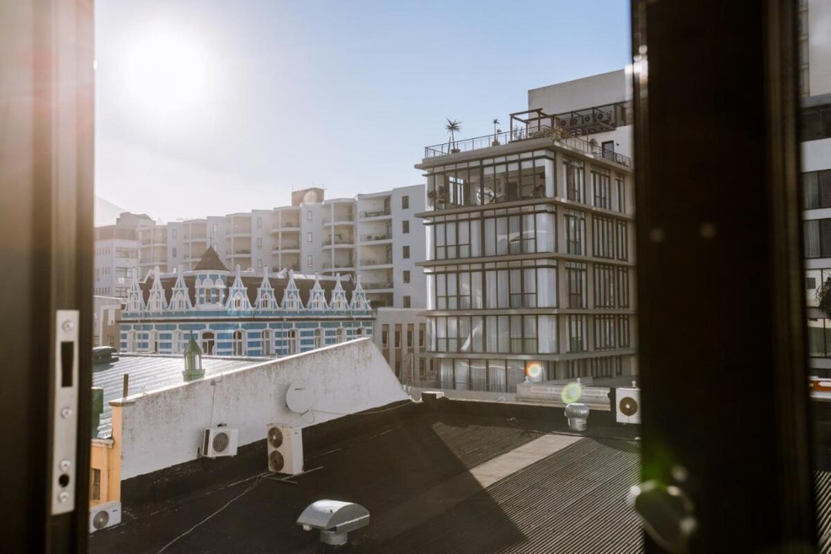 Апартаменты Stylish, Modern, Walk To Restaurants And Cbd Кейптаун Экстерьер фото