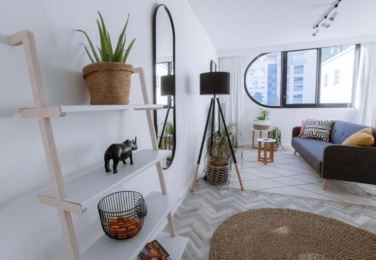 Апартаменты Stylish, Modern, Walk To Restaurants And Cbd Кейптаун Экстерьер фото